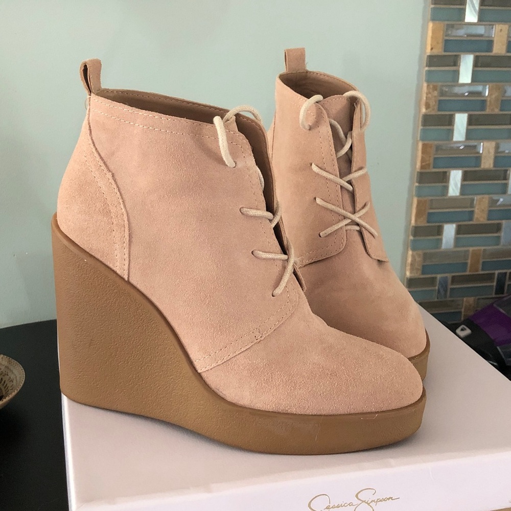 ✨Like New Jessica Simpson Mesila Wedge Bootie size 8
